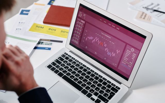 Website cửa hàng nhạc cụ cần gì để bán được cả online lẫn tại cửa hàng?